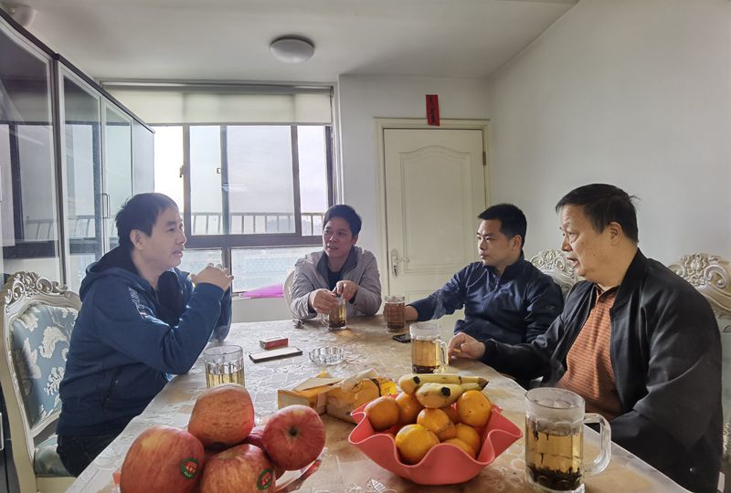 宏业机电黄成忠.jpg