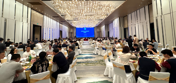 “月满暨阳 浙里情深” ——江阴市浙江商会2025中秋联谊晚会圆满举行​